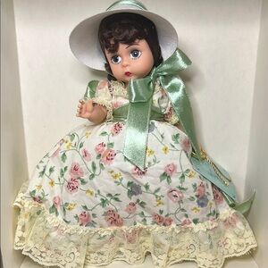 Madame Alexander Doll, “Southern Belle” - 79880, Mint Condition